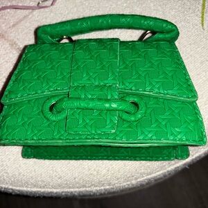 Adorable green mini bag